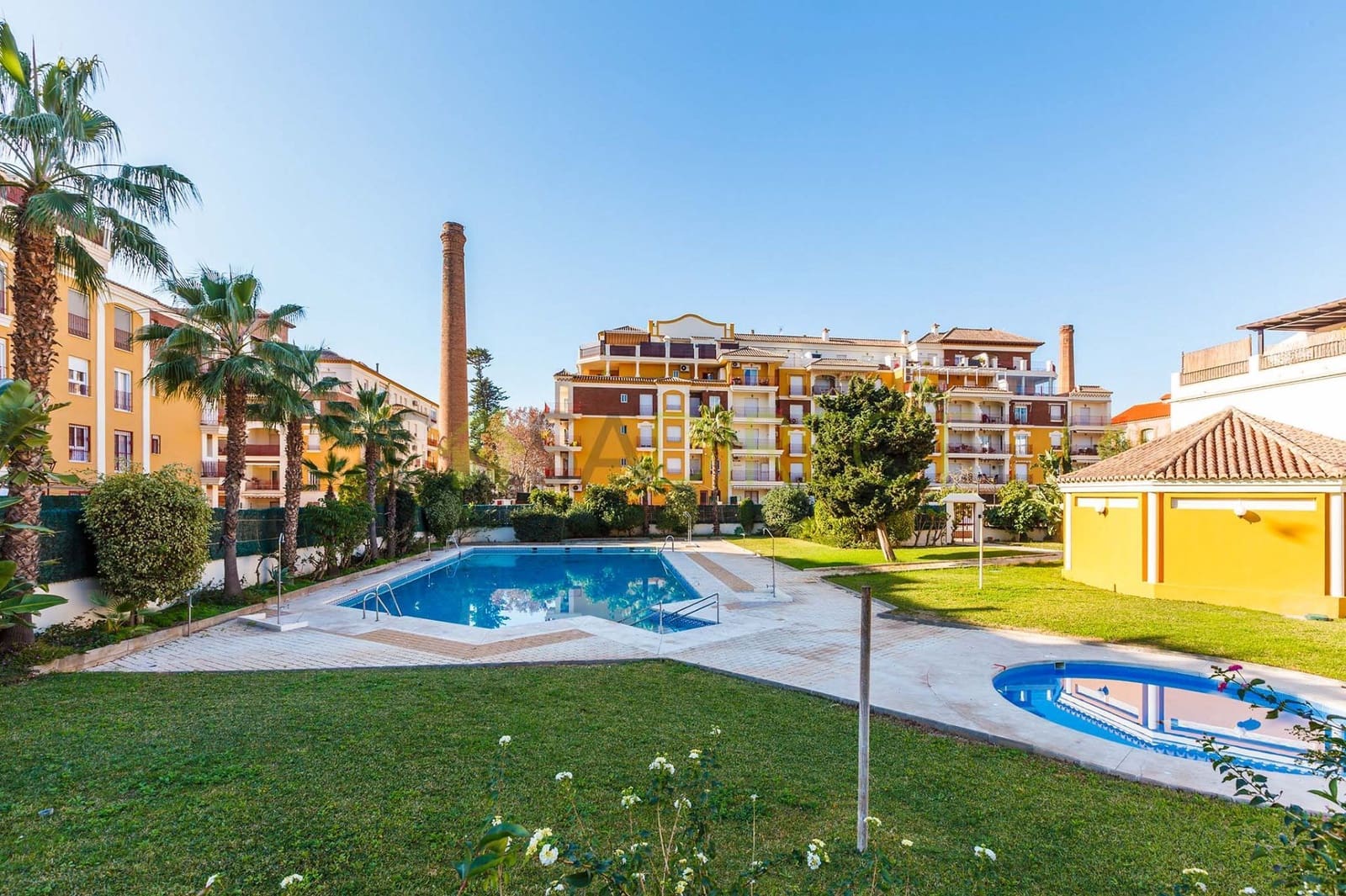 1 soveværelse Lejlighed til leje i Torre del Mar med garage - € 900 (Ref: 8862411)