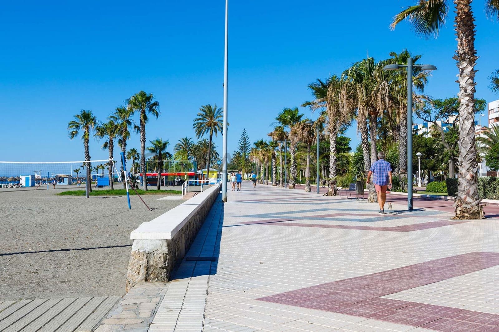 1 soveværelse Lejlighed til leje i Torre del Mar med garage - € 900 (Ref: 8862411)