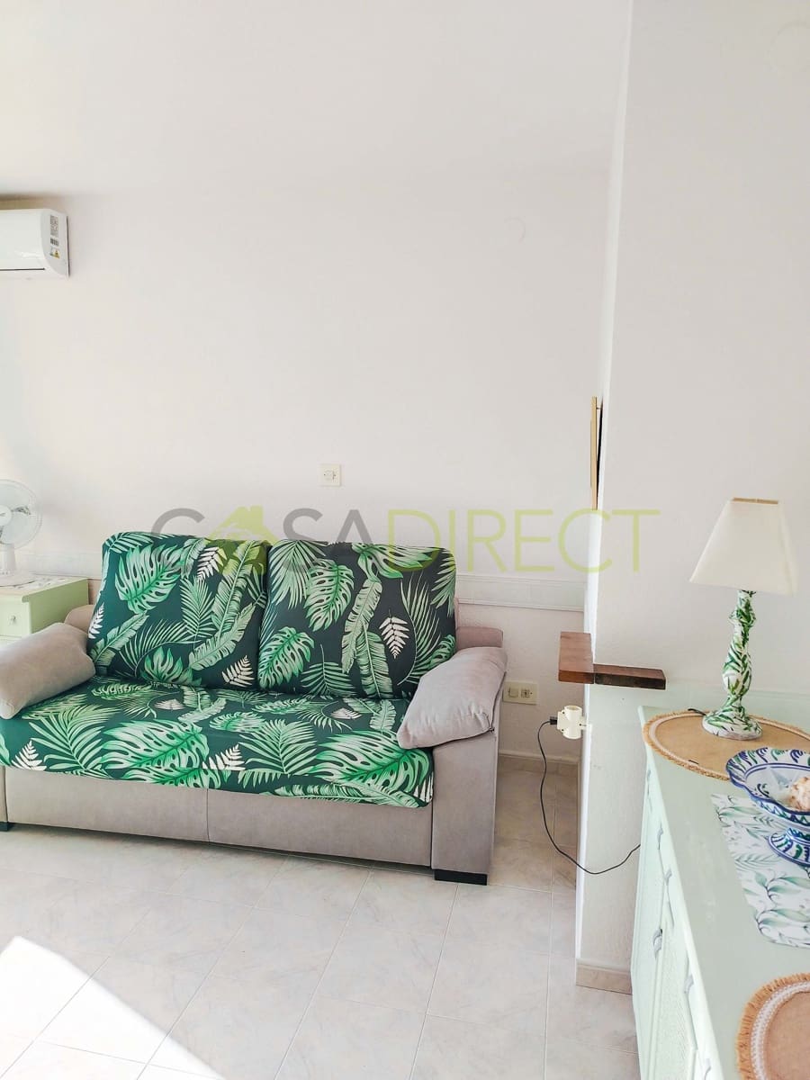 1 soverom Leilighet til leie i Almunecar med svømmebasseng garasje - € 1 000 (Ref: 8864541)