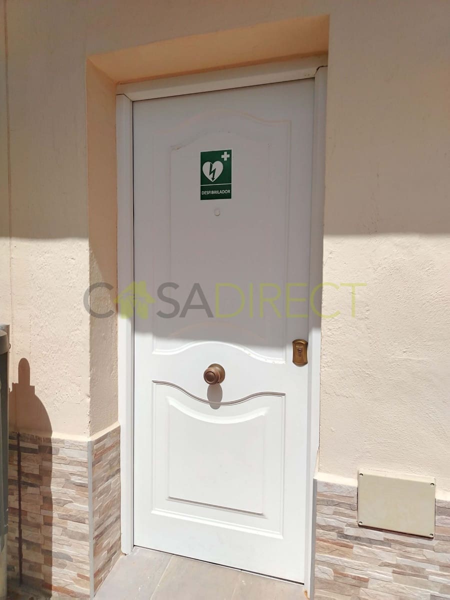 1 soverom Leilighet til leie i Almunecar med svømmebasseng garasje - € 1 000 (Ref: 8864541)