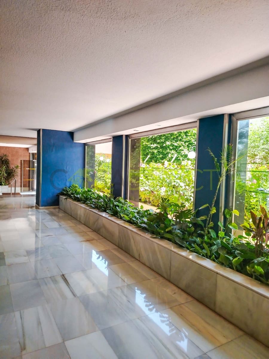 1 soverom Leilighet til leie i Almunecar med svømmebasseng garasje - € 1 000 (Ref: 8864541)