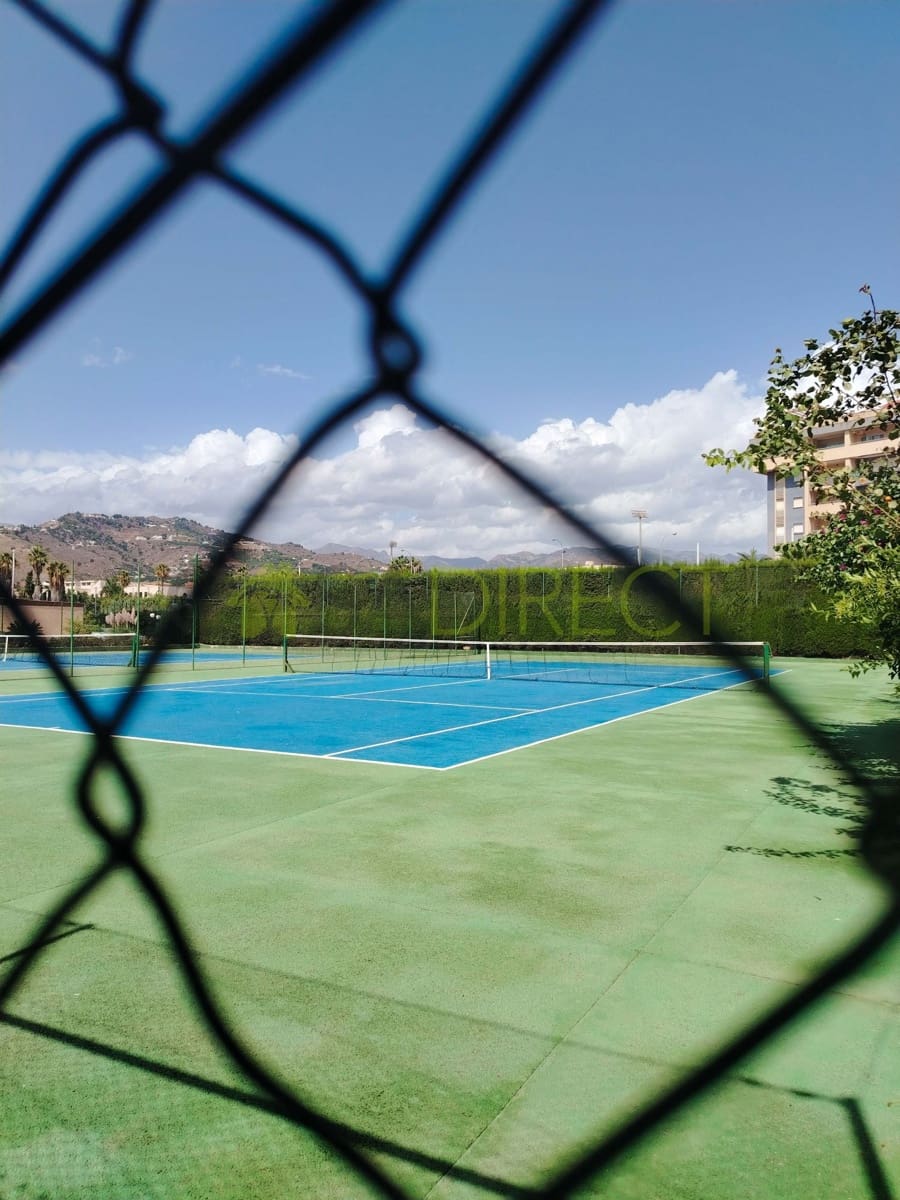 1 soverom Leilighet til leie i Almunecar med svømmebasseng garasje - € 1 000 (Ref: 8864541)