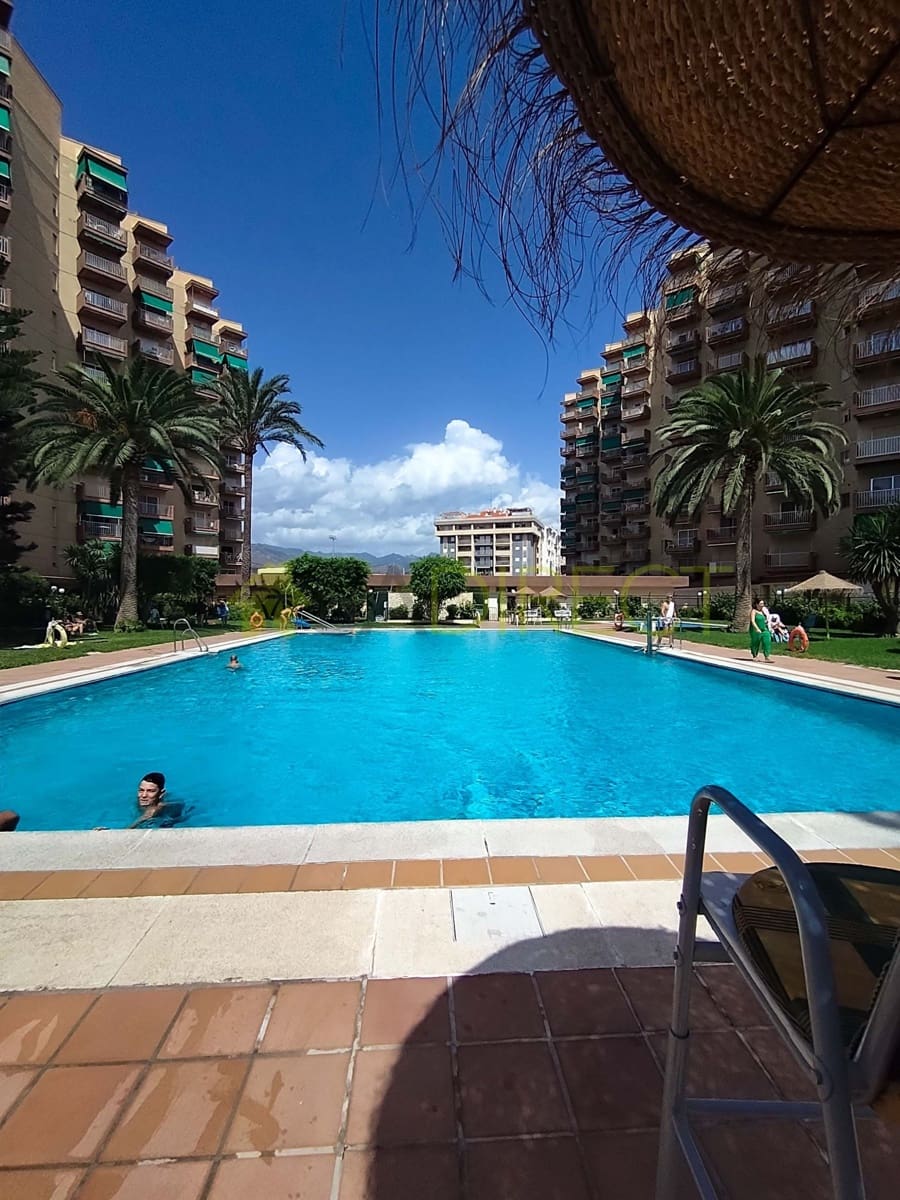 1 soverom Leilighet til leie i Almunecar med svømmebasseng garasje - € 1 000 (Ref: 8864541)