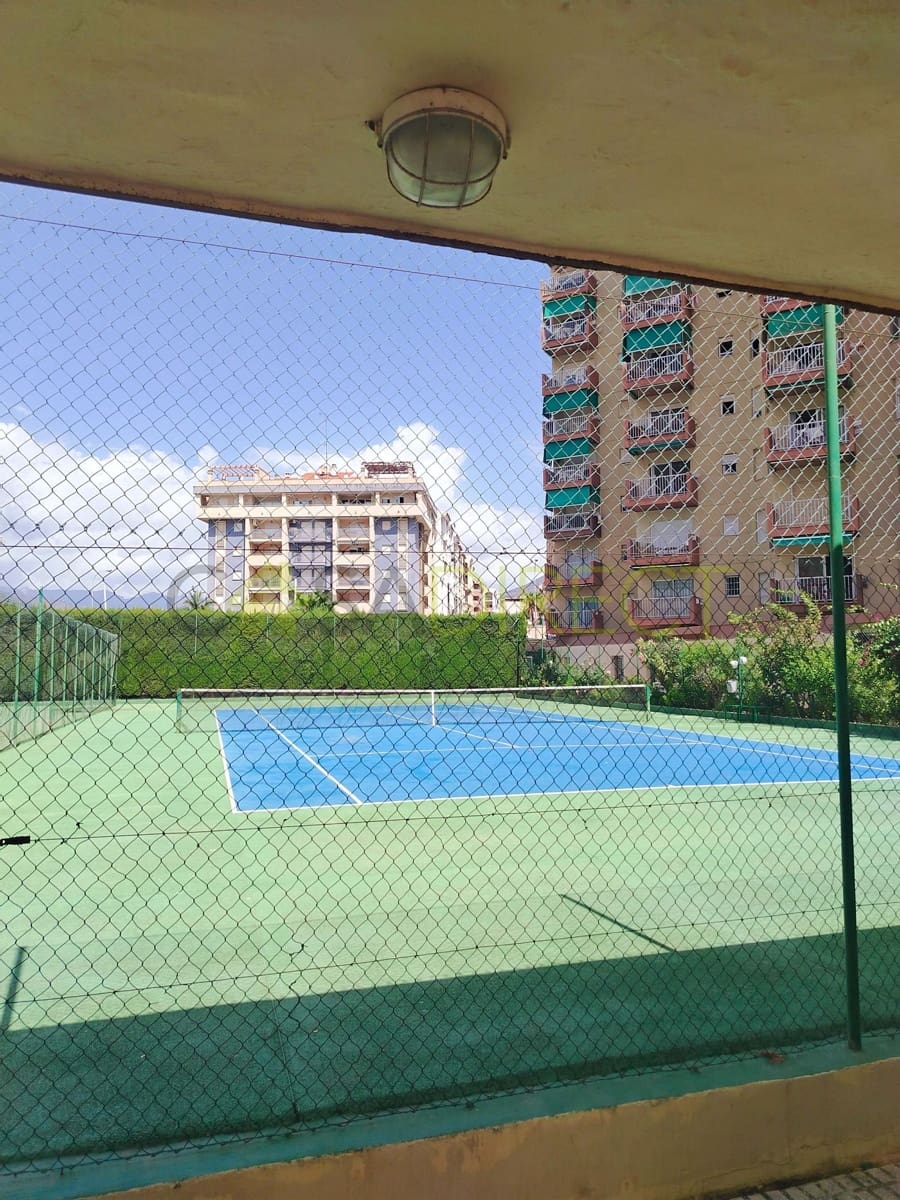 1 soverom Leilighet til leie i Almunecar med svømmebasseng garasje - € 1 000 (Ref: 8864541)