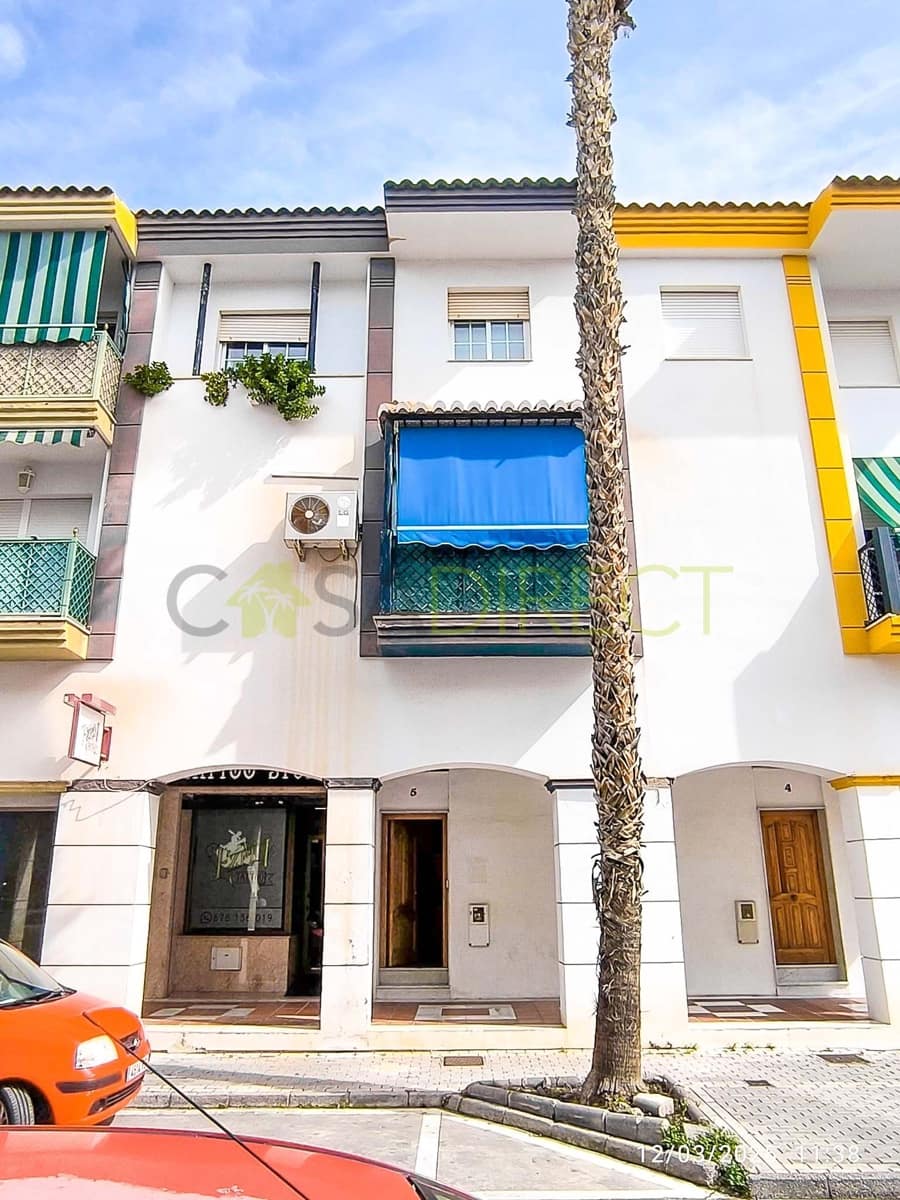 4 soveværelse Semi-Rækkehus til salg i Salobrena - € 215.000 (Ref: 8866840)