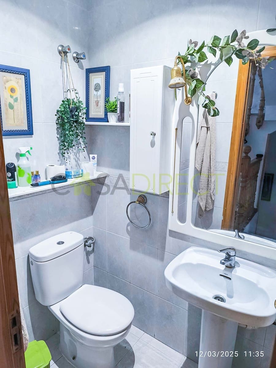 4 soveværelse Semi-Rækkehus til salg i Salobrena - € 215.000 (Ref: 8866840)