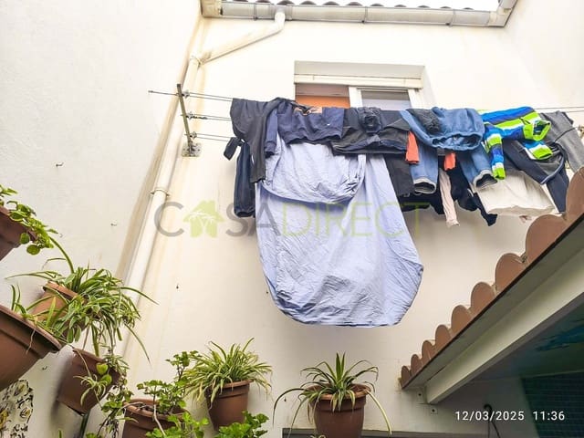 4 slaapkamer Halfvrijstaande villa te koop in Salobreña - € 215.000 (Ref: 8866840)