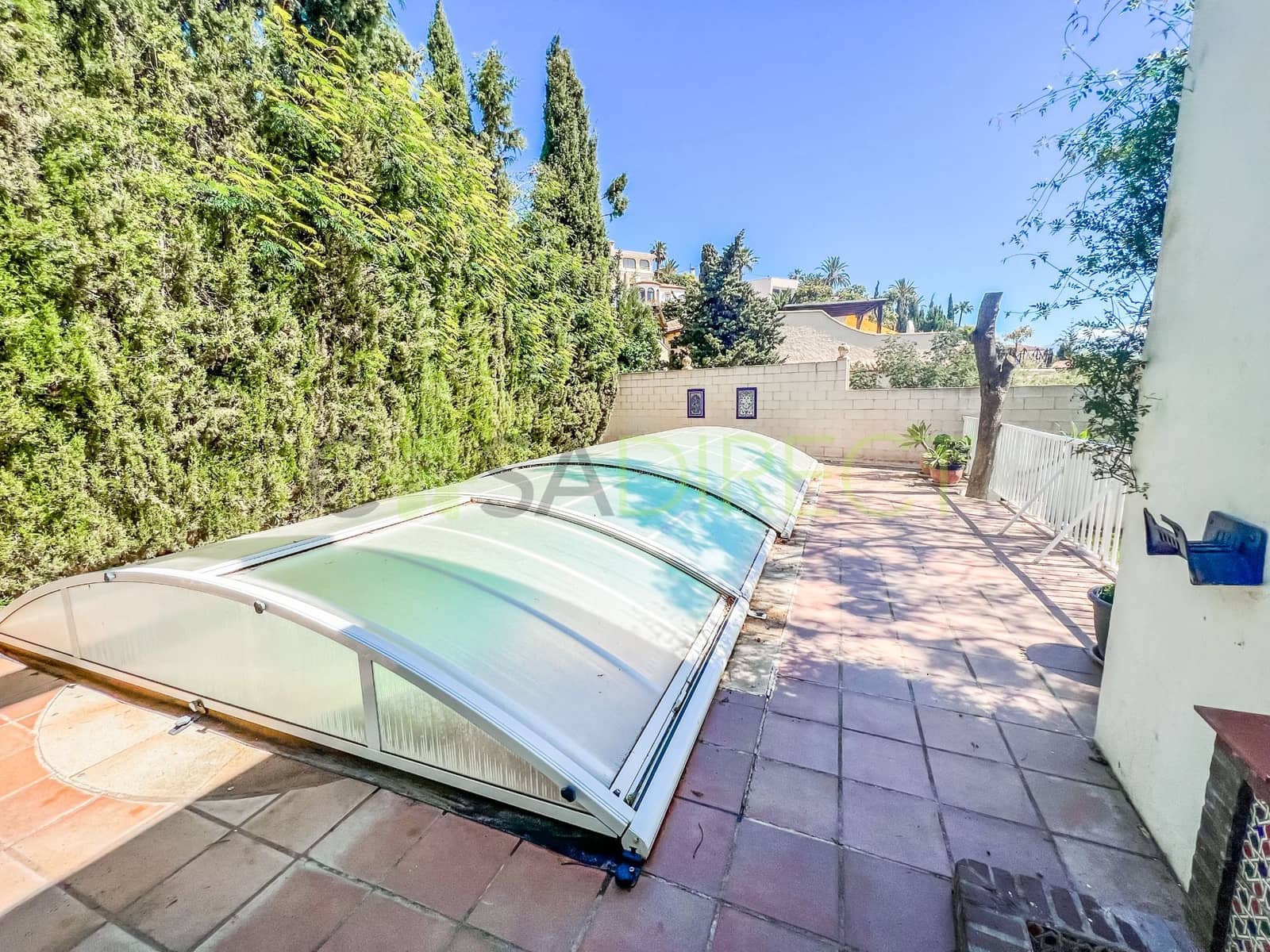 5 soveværelse Villa til leje i Salobrena med swimmingpool - € 1.500 (Ref: 8875509)