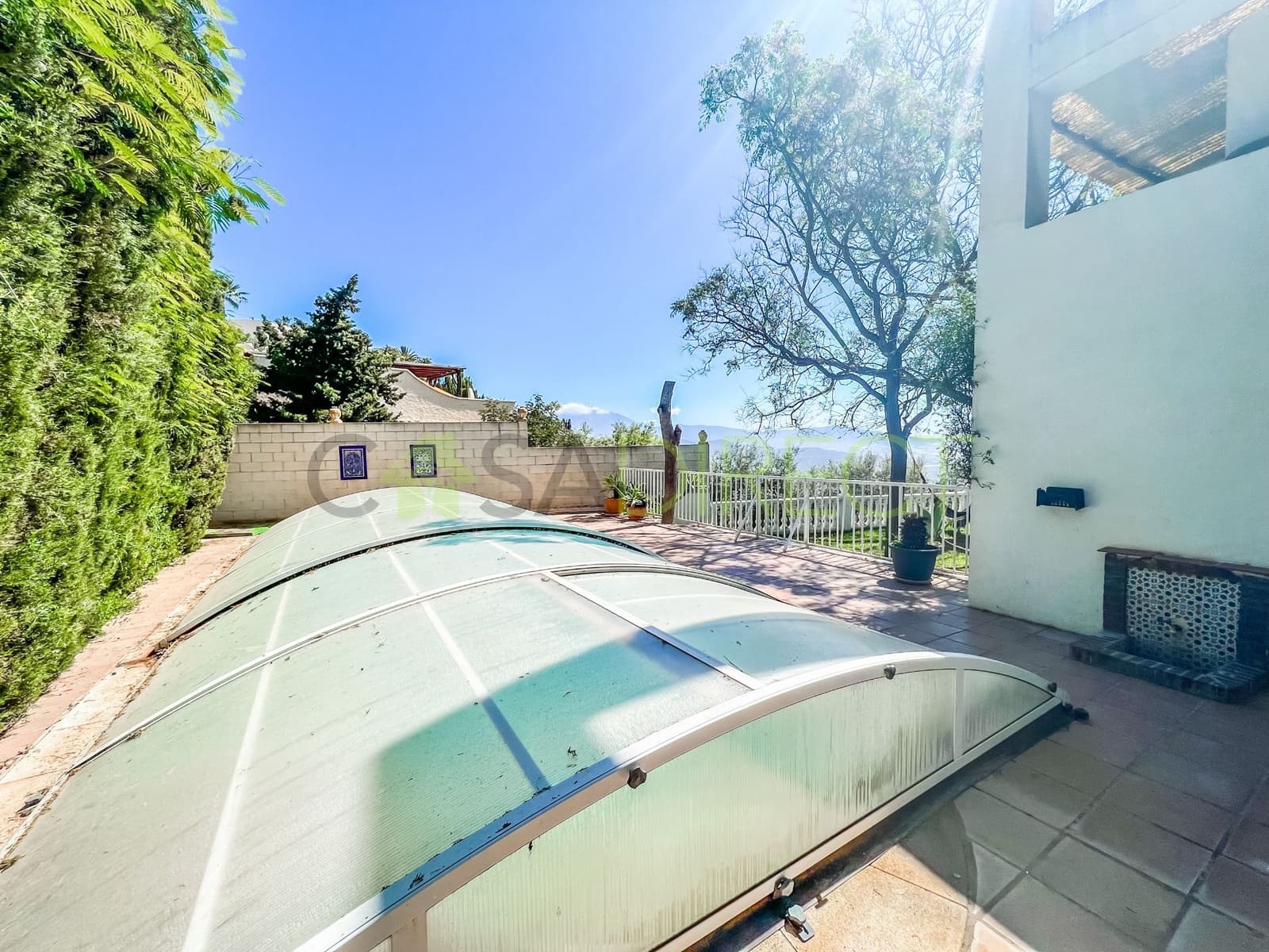 5 soveværelse Villa til leje i Salobrena med swimmingpool - € 1.500 (Ref: 8875509)