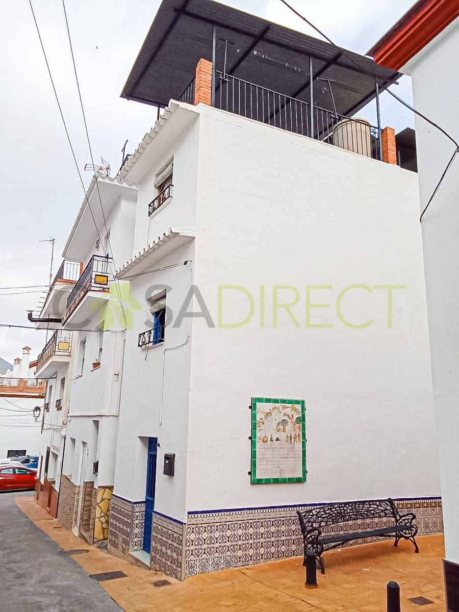 4 Zimmer Villa zu verkaufen in Sayalonga - 128.000 € (Ref: 8896242)