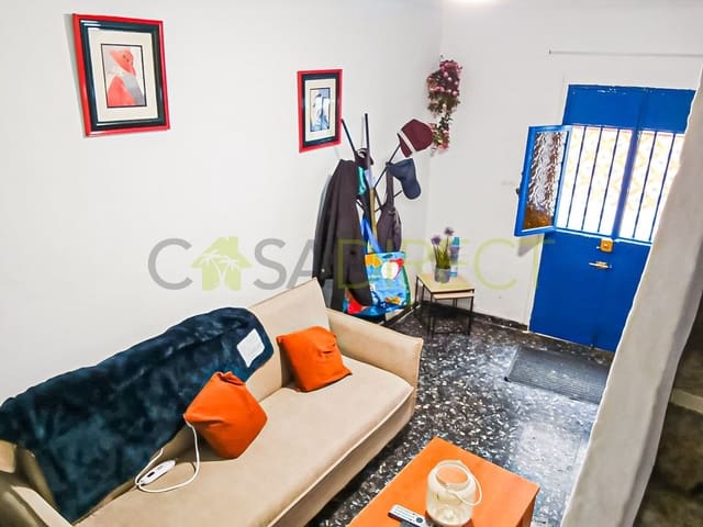 4 Zimmer Villa zu verkaufen in Sayalonga - 128.000 € (Ref: 8896242)