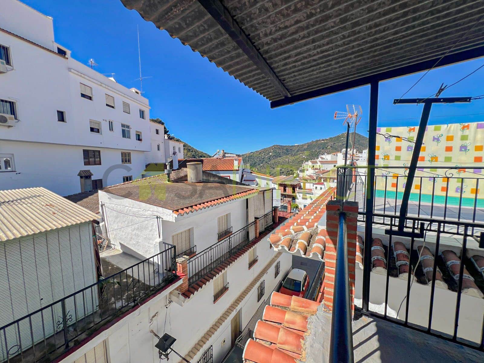 4 Zimmer Villa zu verkaufen in Sayalonga - 128.000 € (Ref: 8896242)