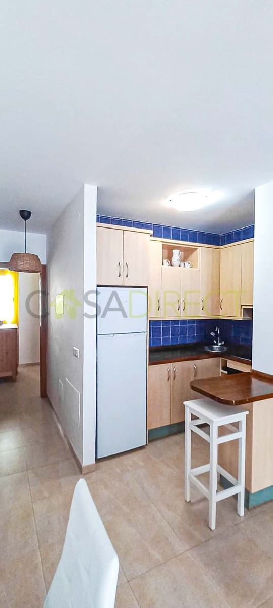 2 slaapkamer Flat te huur in Nerja - € 950 (Ref: 8899790)