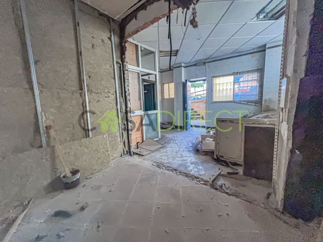 1 slaapkamer Commercieel te huur in Nerja - € 1.500 (Ref: 8905097)