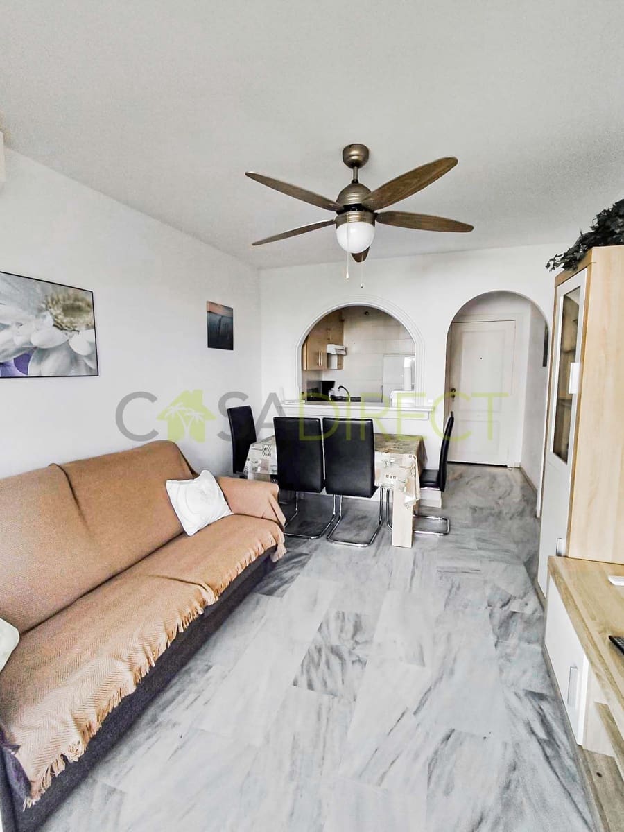 Appartement de 1 chambre à louer à Torrox-Costa avec piscine - 840 € (Ref: 8921021)