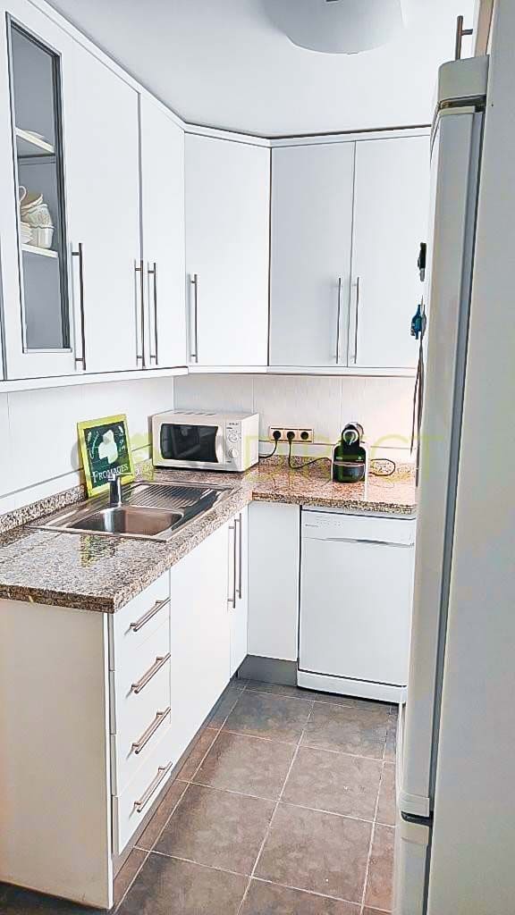 2 quarto Apartamento para arrendar em Almunecar com piscina garagem - 1 200 € (Ref: 8948462)