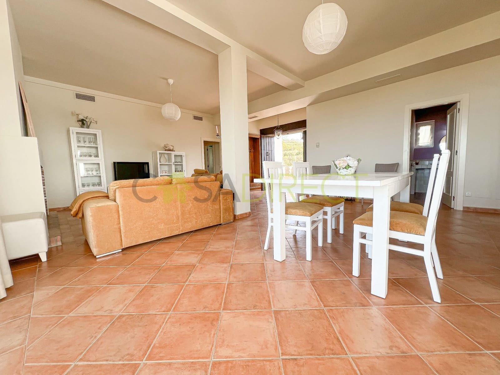 3 sypialnia Willa na sprzedaż w Torrox z basenem garażem - 675 000 € (Ref: 8951305)