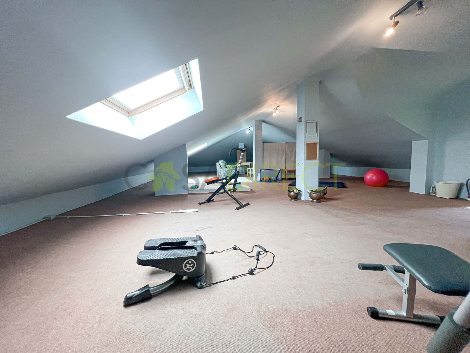 3 sypialnia Willa na sprzedaż w Torrox z basenem garażem - 675 000 € (Ref: 8951305)