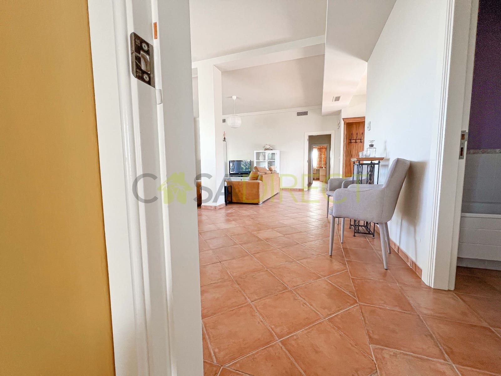 3 sypialnia Willa na sprzedaż w Torrox z basenem garażem - 675 000 € (Ref: 8951305)