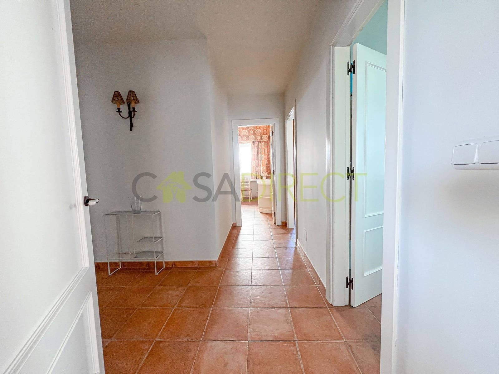 3 sypialnia Willa na sprzedaż w Torrox z basenem garażem - 675 000 € (Ref: 8951305)