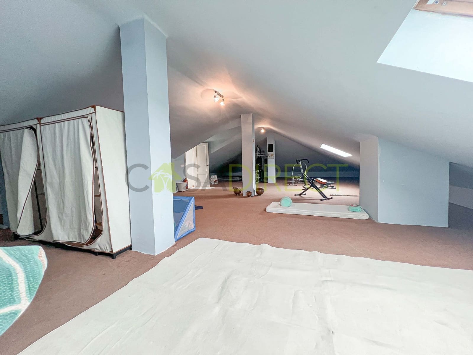 3 sypialnia Willa na sprzedaż w Torrox z basenem garażem - 675 000 € (Ref: 8951305)