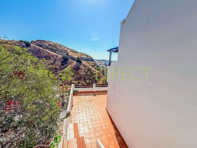 3 sovrum Semi-fristående Villa att hyra i Almuñécar med garage - 1 800 € (Ref: 8982123)