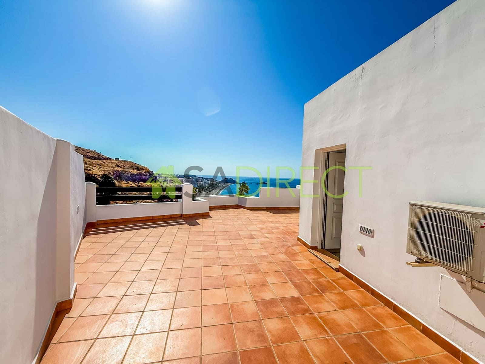 3 Zimmer Doppelhaus zu vermieten in Almunecar mit Garage - 1.800 € (Ref: 8982123)