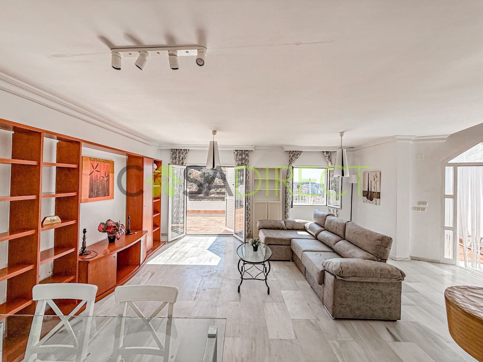 3 Zimmer Doppelhaus zu vermieten in Almunecar mit Garage - 1.800 € (Ref: 8982123)