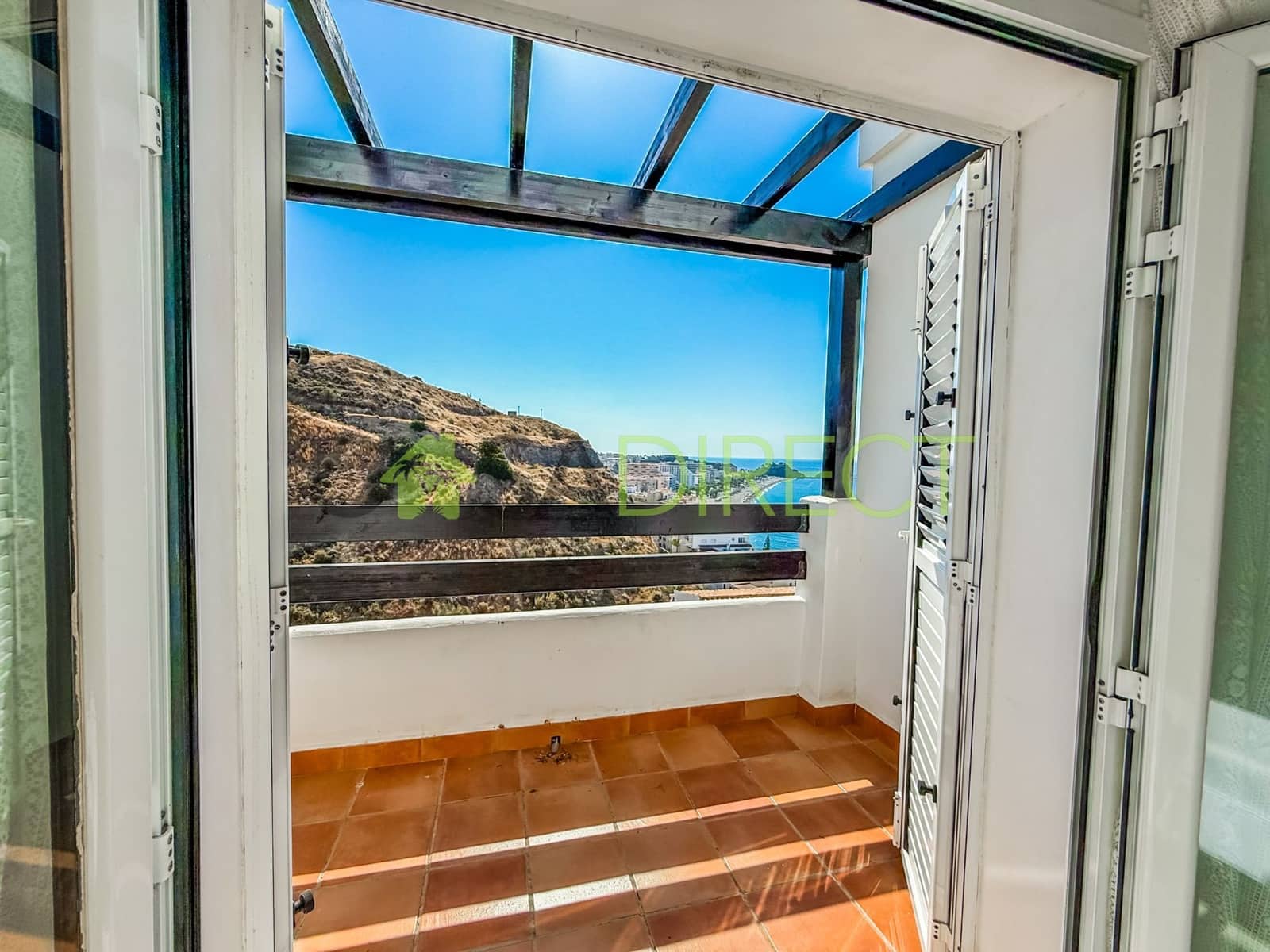 3 Zimmer Doppelhaus zu vermieten in Almunecar mit Garage - 1.800 € (Ref: 8982123)