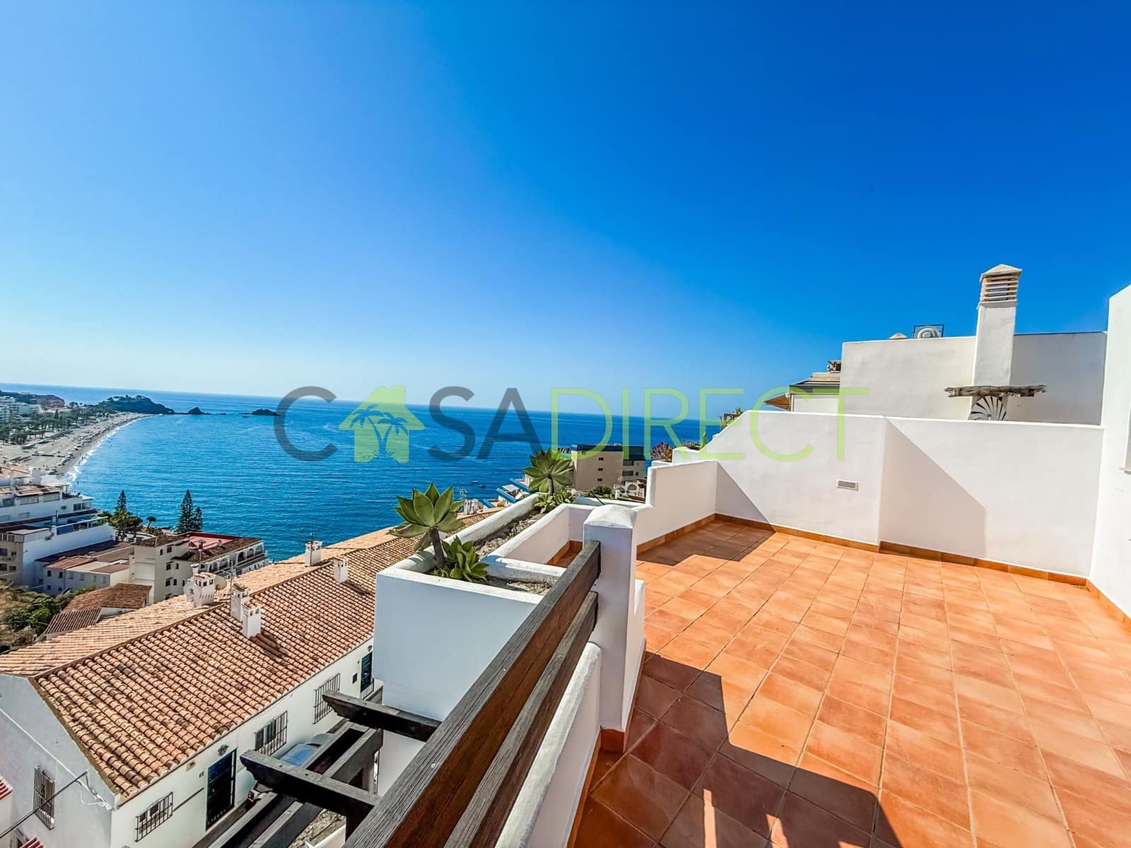 3 Zimmer Doppelhaus zu vermieten in Almunecar mit Garage - 1.800 € (Ref: 8982123)