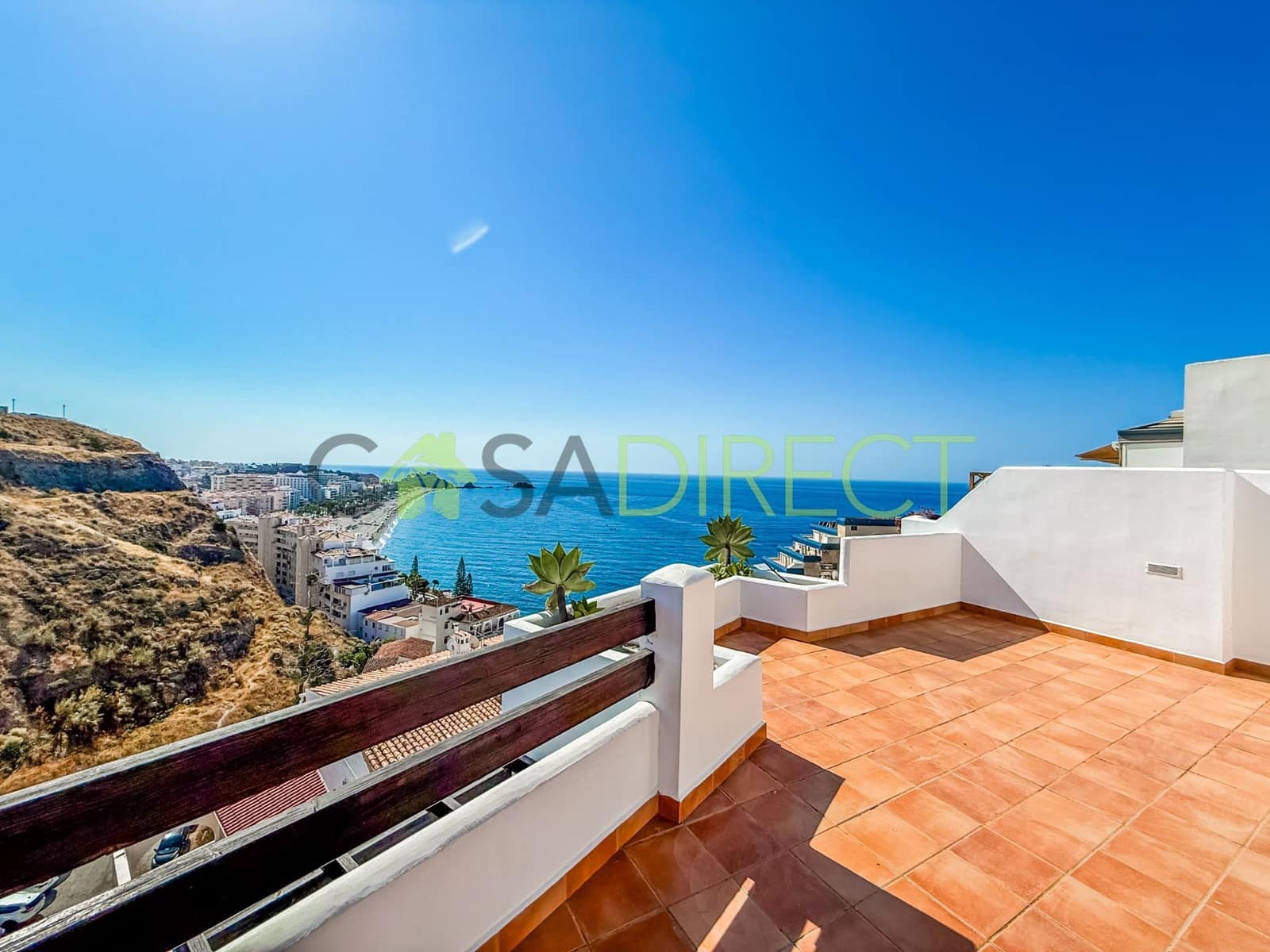 3 Zimmer Doppelhaus zu vermieten in Almunecar mit Garage - 1.800 € (Ref: 8982123)