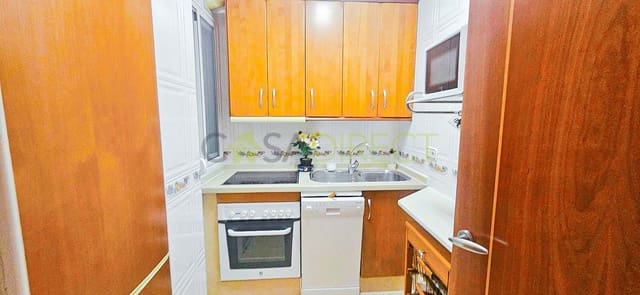 3 slaapkamer Flat te huur in Torre del Mar, Vélez-Málaga - € 1.140 (Ref: 8985468)