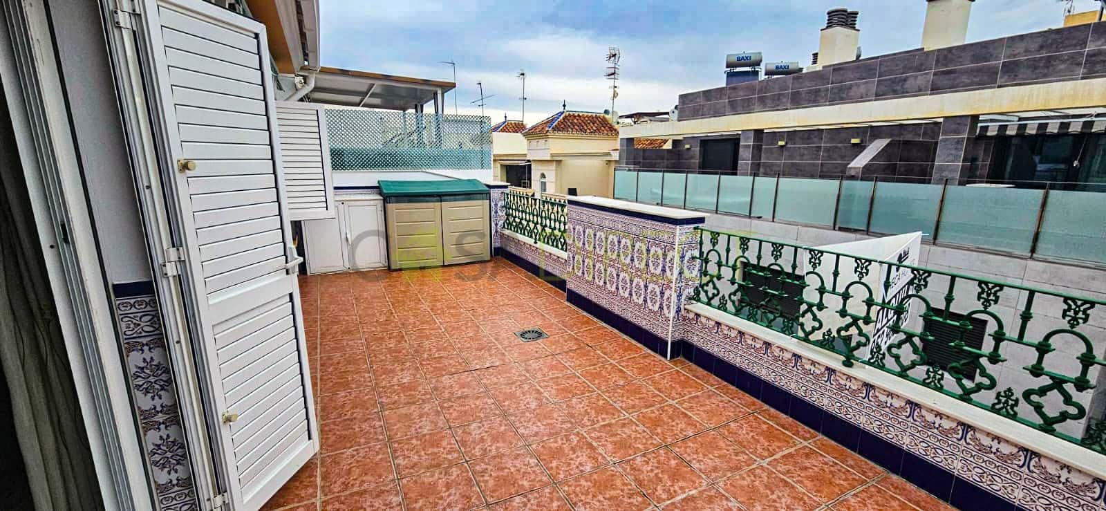 3 camera da letto Appartamento da affittare in Torre del Mar - 1.140 € (Rif: 8985468)