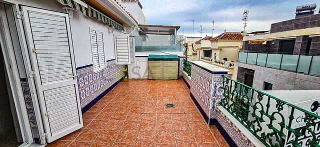 3 slaapkamer Flat te huur in Torre del Mar, Vélez-Málaga - € 1.140 (Ref: 8985468)