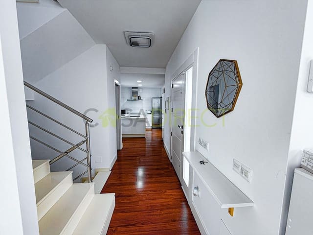 4 chambre Villa/Maison à vendre à Nerja avec piscine garage - 780 000 € (Ref: 8988063)