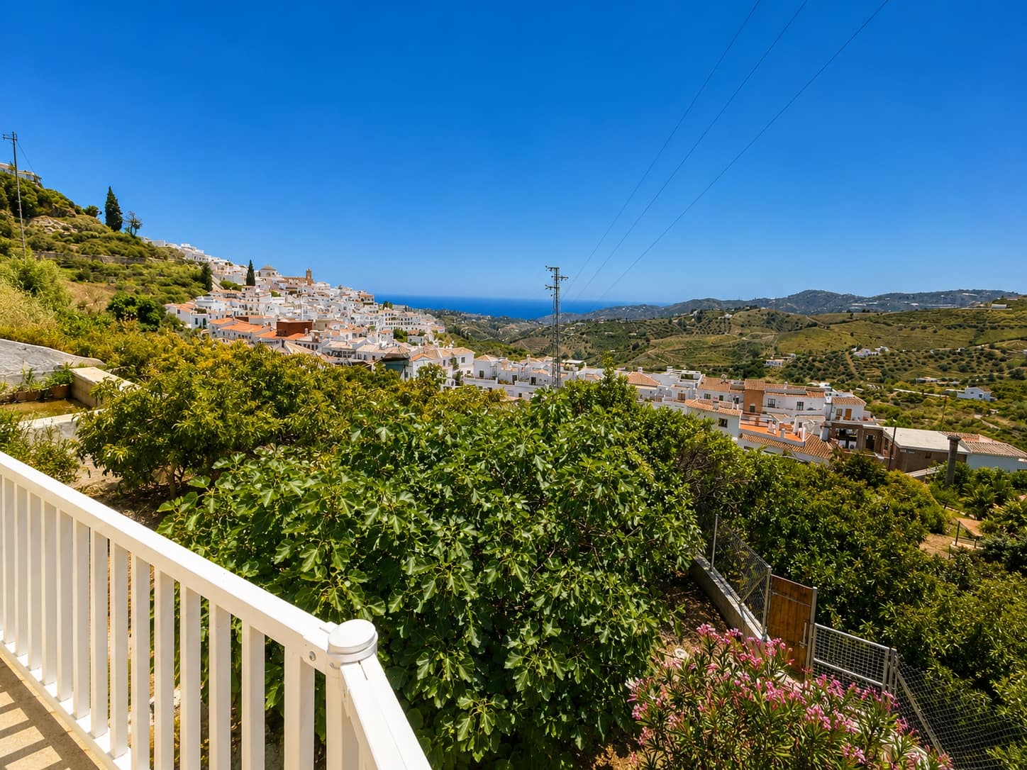 Finca/Maison de Campagne de 2 chambres à louer à Frigiliana - 1 200 € (Ref: 8990989)