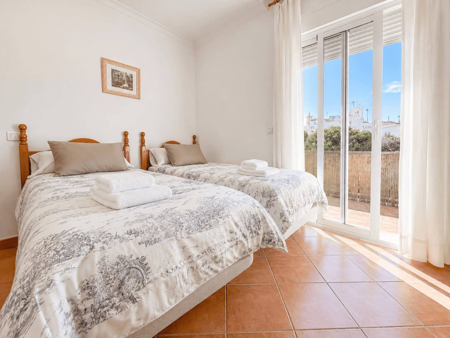 3 bedroom Apartment for rent in Nerja - € 1,560 (Ref: 9006771)