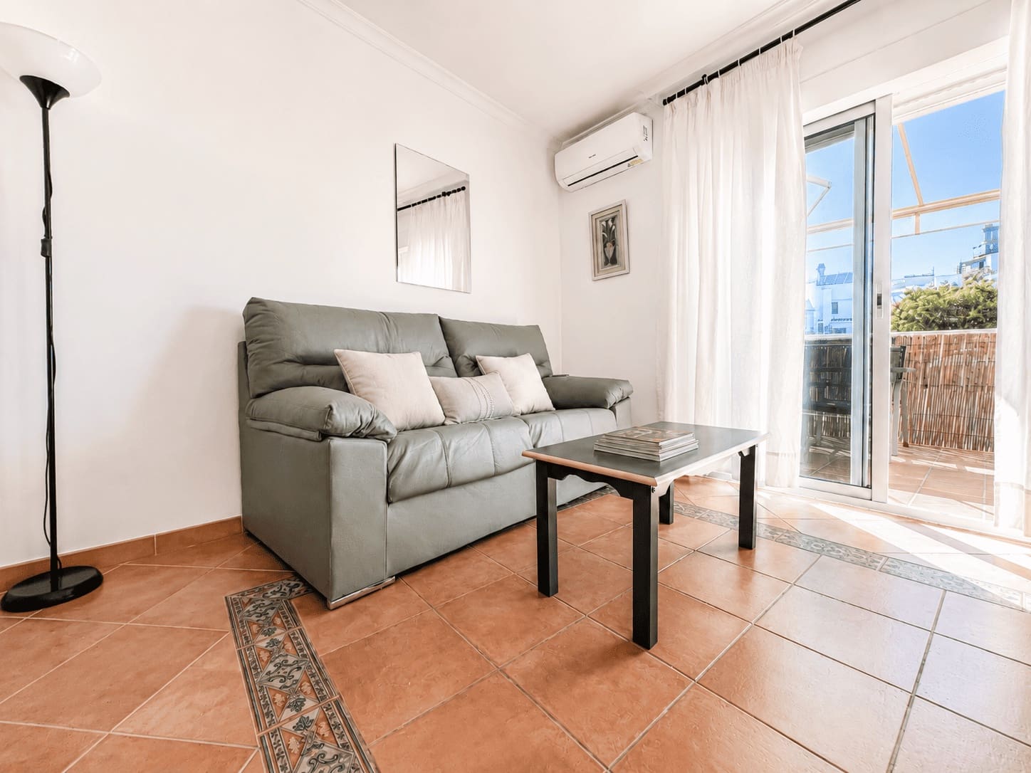 3 bedroom Apartment for rent in Nerja - € 1,560 (Ref: 9006771)