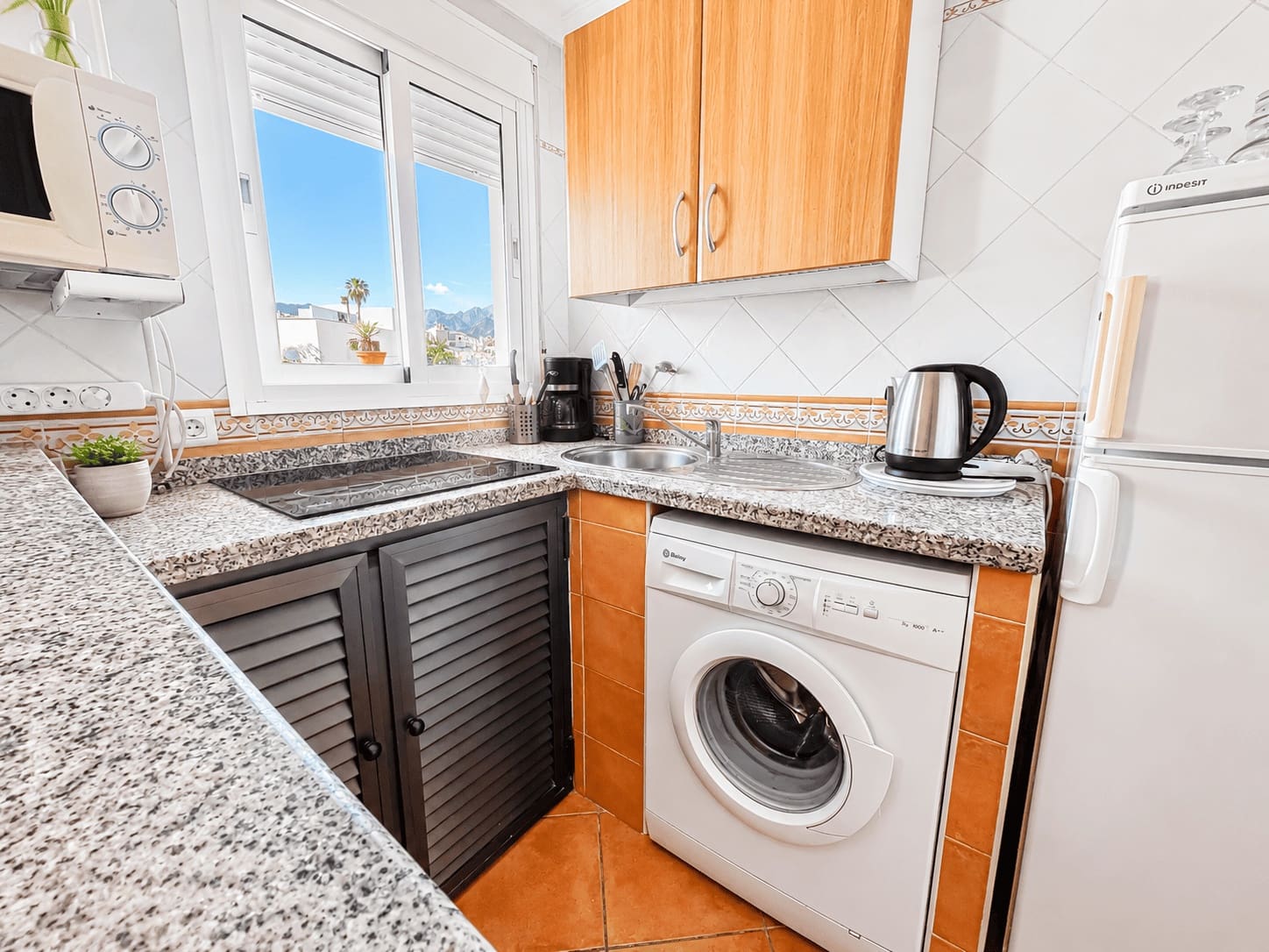 3 bedroom Apartment for rent in Nerja - € 1,560 (Ref: 9006771)