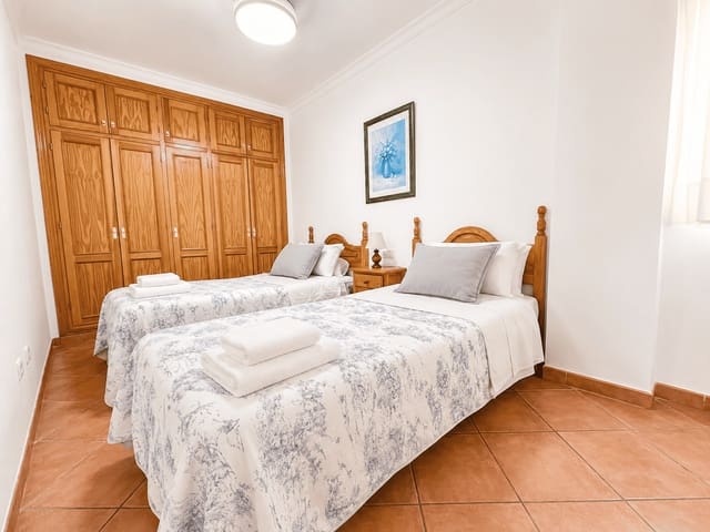 3 bedroom Apartment for rent in Nerja - € 1,560 (Ref: 9006771)