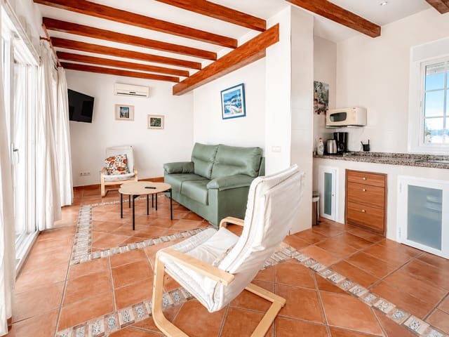 2 bedroom Penthouse for rent in Nerja - € 1,560 (Ref: 9016805)