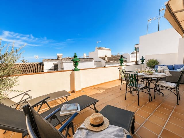 2 bedroom Penthouse for rent in Nerja - € 1,560 (Ref: 9016805)
