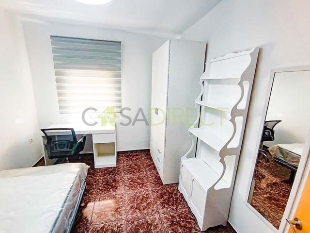 3 slaapkamer Flat te huur in Granada stad - € 1.260 (Ref: 9022933)