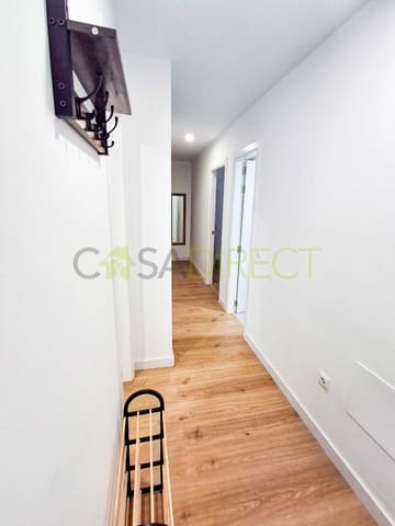 2 bedroom Flat for rent in Torre del Mar, Vélez-Málaga - € 900 (Ref: 9034229)