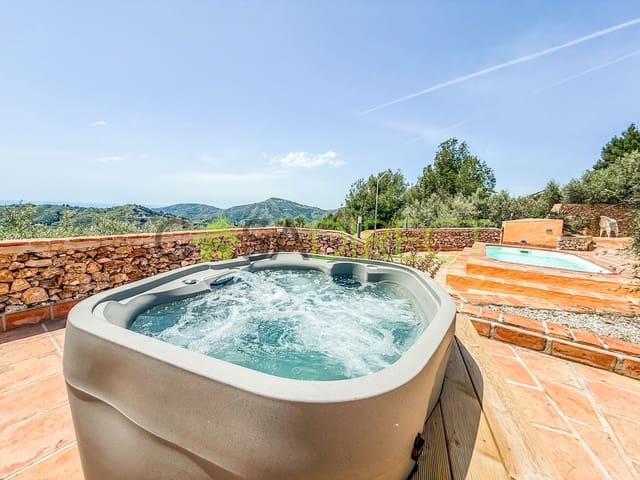 4 sovrum Villa till salu i Frigiliana med pool garage - 1 495 000 € (Ref: 9041843)