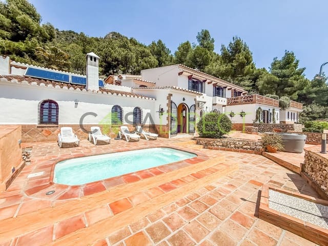 4 sovrum Villa till salu i Frigiliana med pool garage - 1 495 000 € (Ref: 9041843)