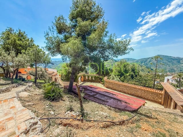 4 sovrum Villa till salu i Frigiliana med pool garage - 1 495 000 € (Ref: 9041843)