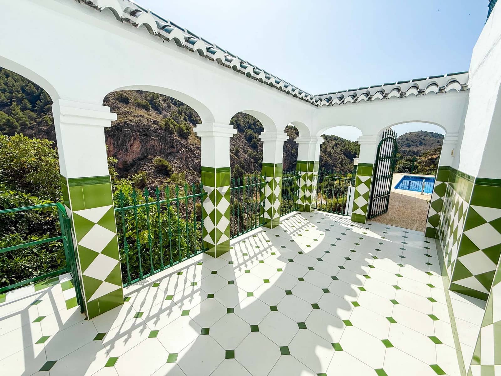 3 sovrum Villa att hyra i Frigiliana med pool garage - 1 400 € (Ref: 9041844)