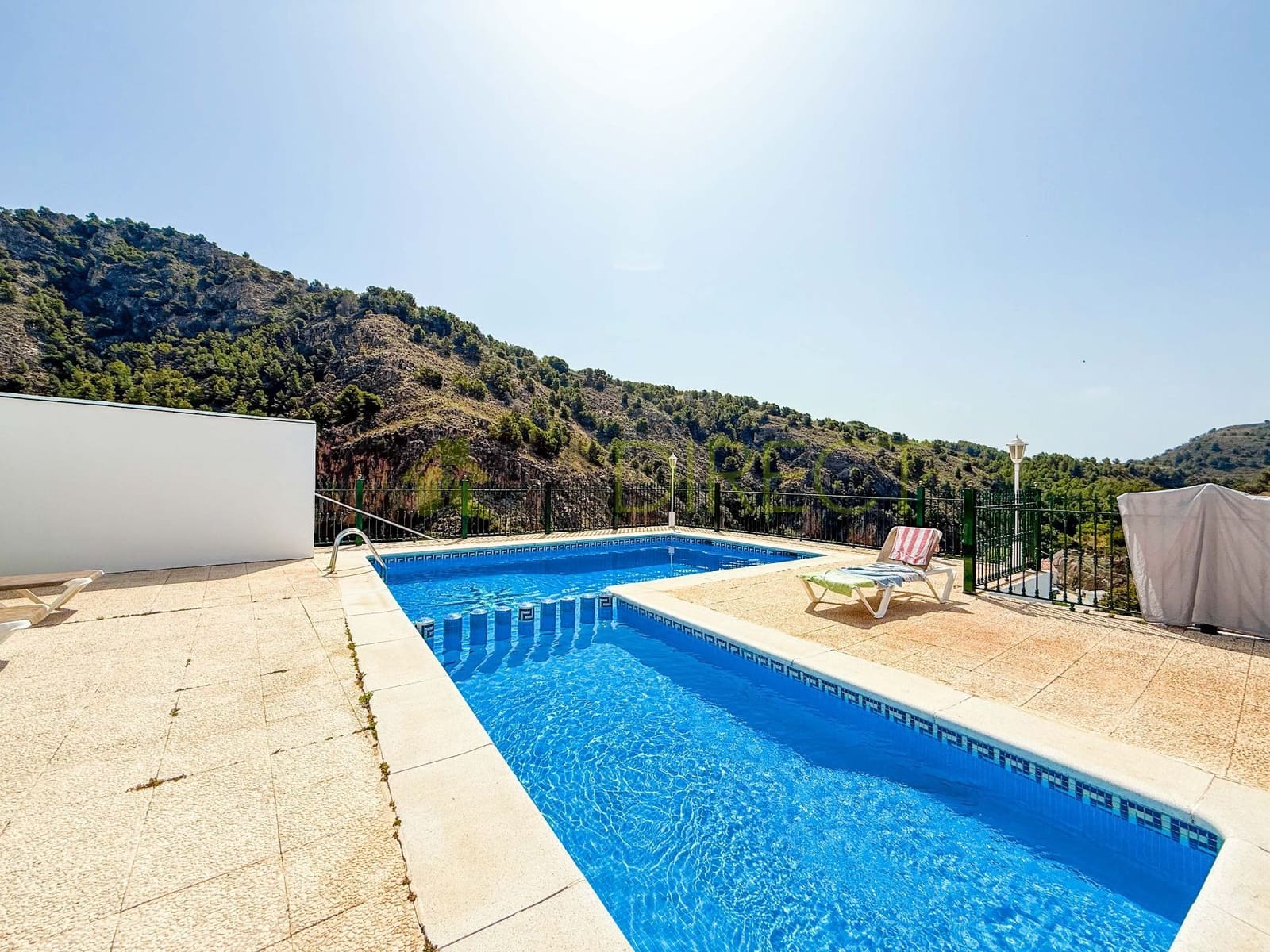 3 sovrum Villa att hyra i Frigiliana med pool garage - 1 400 € (Ref: 9041844)