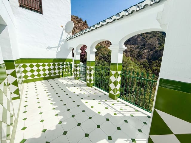 3 sovrum Villa att hyra i Frigiliana med pool garage - 1 400 € (Ref: 9041844)